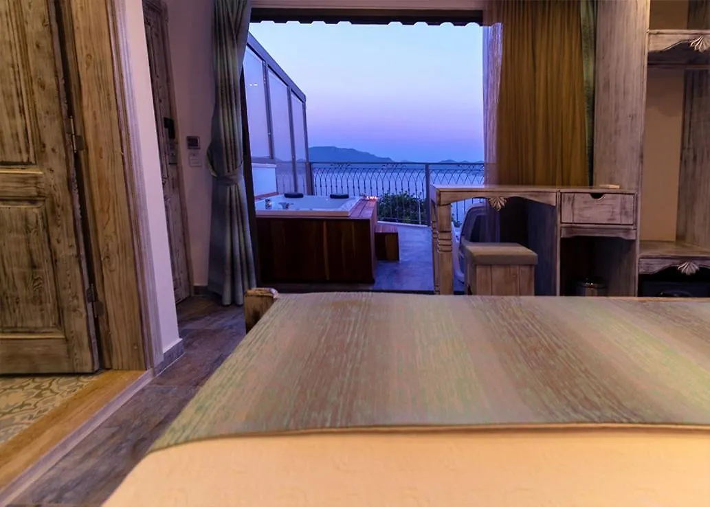 Noel Baba Hotel Kas