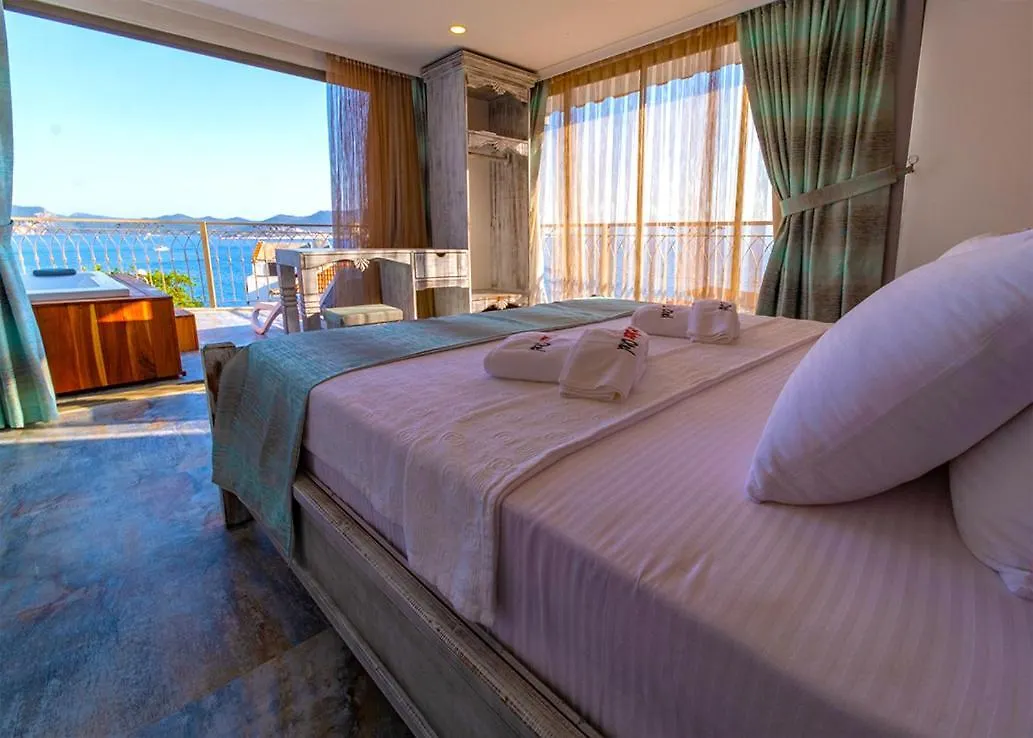 Noel Baba Hotel Kas