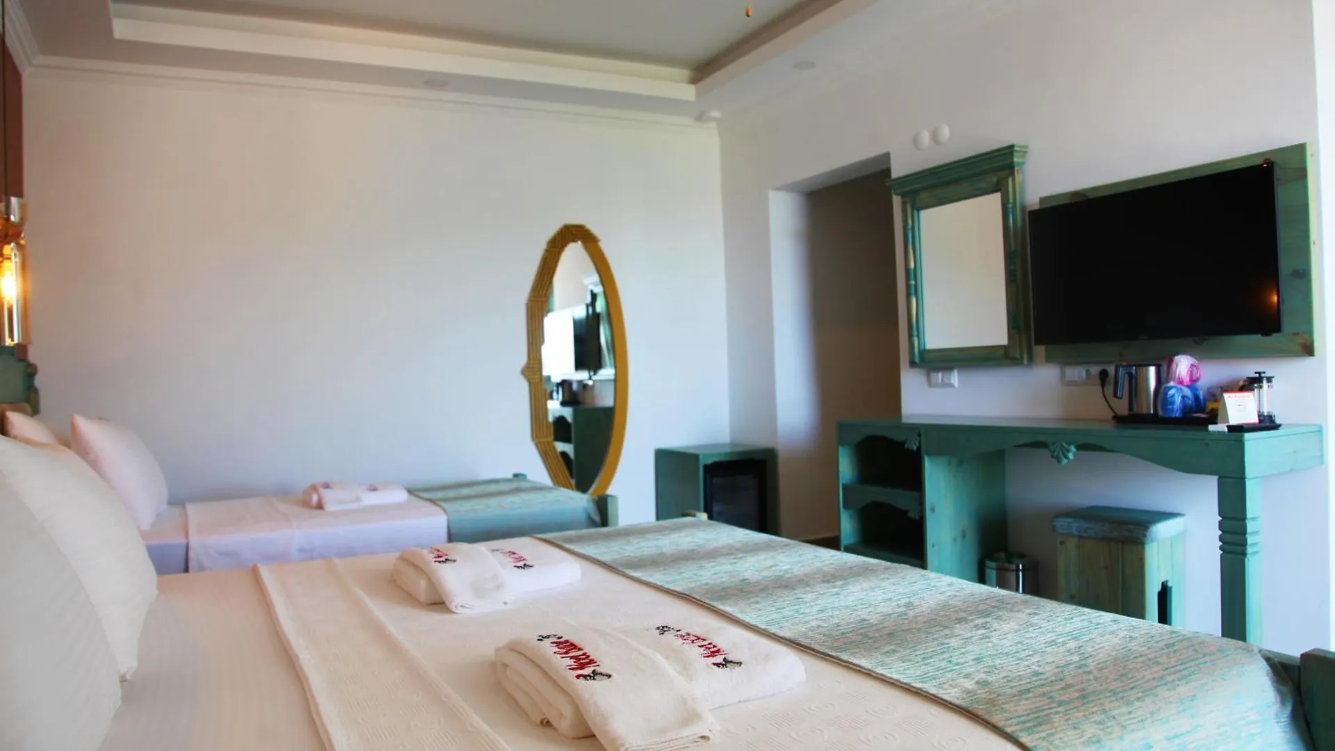Noel Baba Hotel Kas 2*,