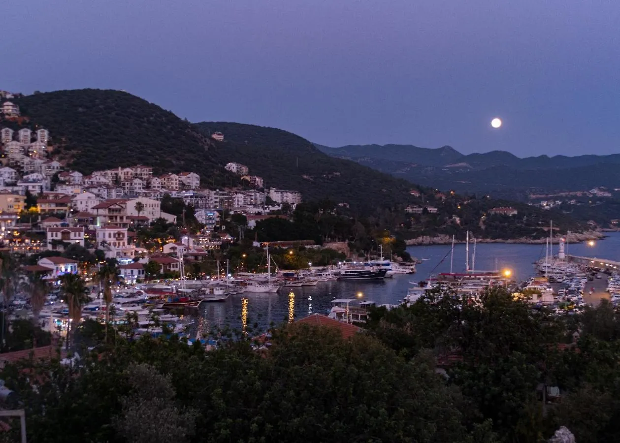 Noel Baba Hotel Kaş