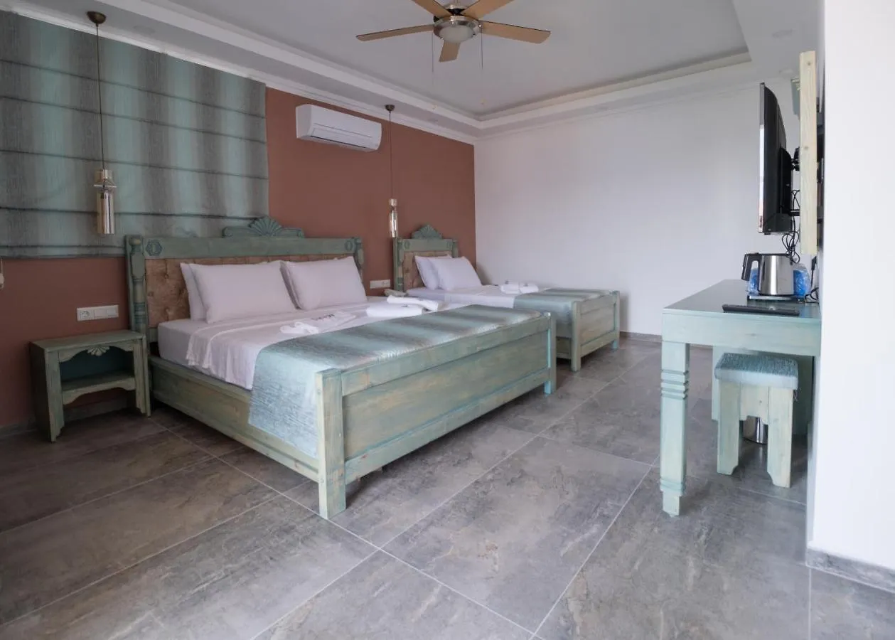 Noel Baba Hotel Kaş