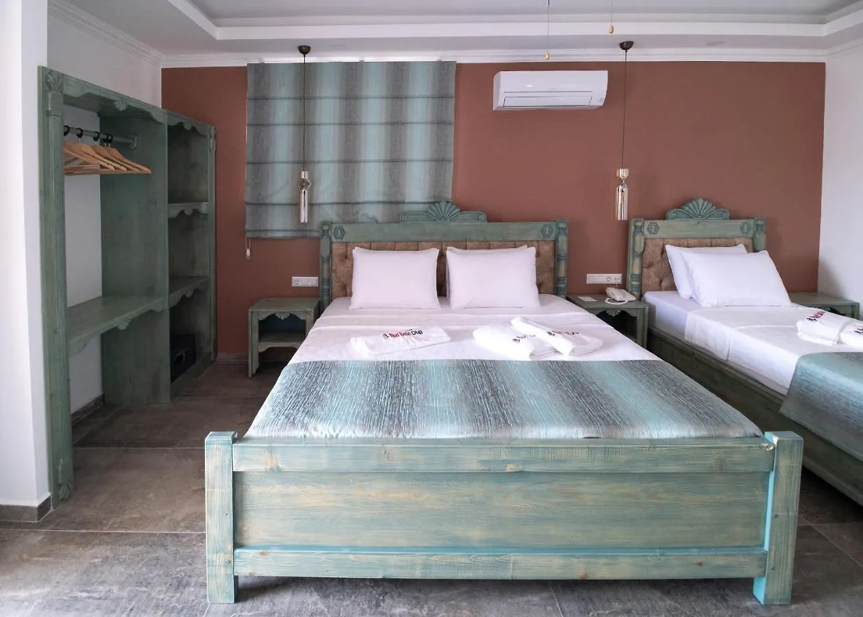 Noel Baba Hotel Kaş 2*,